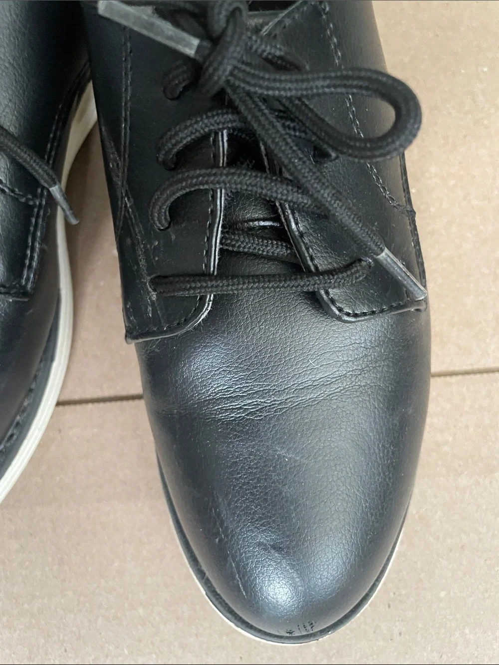 Cat & Jack Black Lace-Up Oxford Sneakers